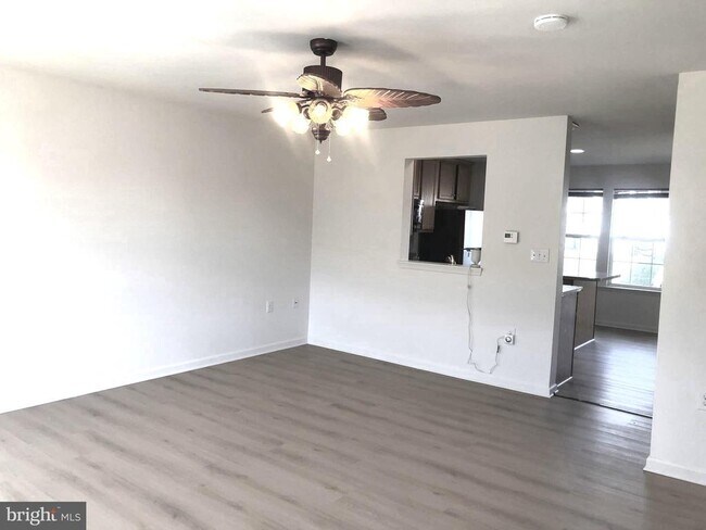 Building Photo - 28 Ventura Way