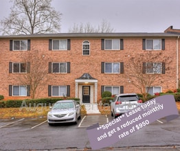 Building Photo - 2905 Arrowhead Dr