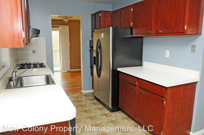 Foto del edificio - 4 br, 3 bath House - 10400 Iris Place