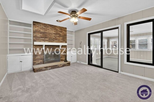 Building Photo - 2417 Whitechapel Dr