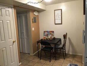 Building Photo - 473 S State St