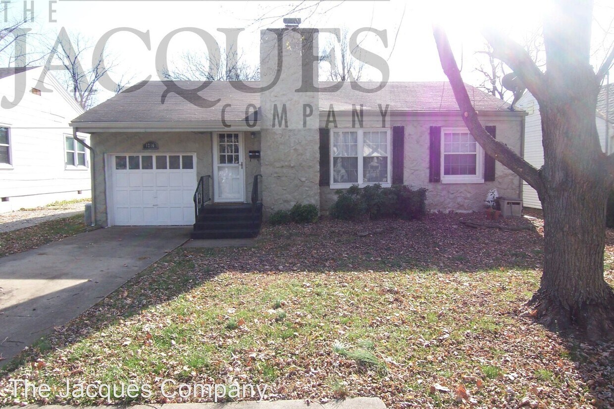 3 br, 2 bath House 1236 E. Portland St. House Rental in Springfield