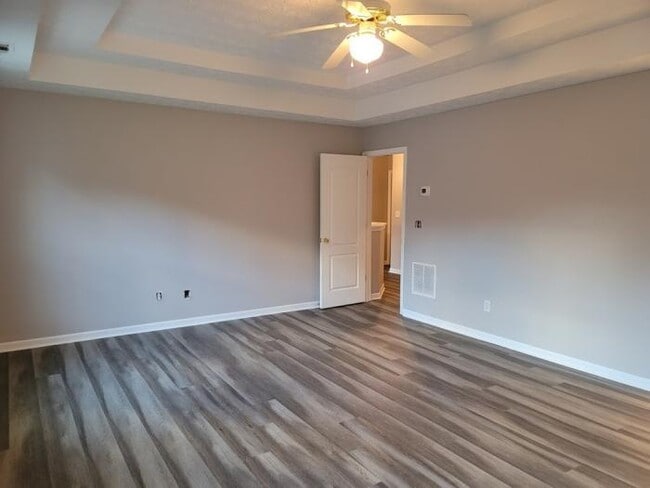 Building Photo - 4 bedroom in Atlanta GA 30349