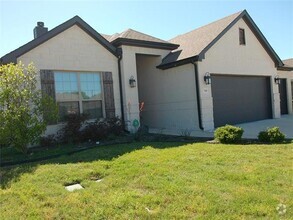 Building Photo - 710 Buffalo Creek Dr