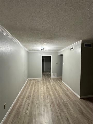 Building Photo - 9852 Brockbank Dr