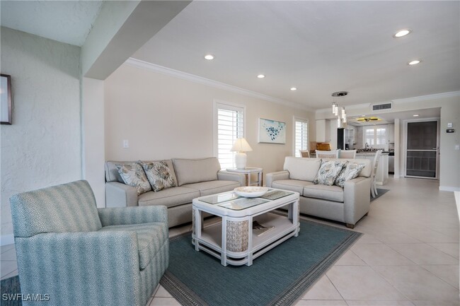 Foto del edificio - 271 Southbay Dr