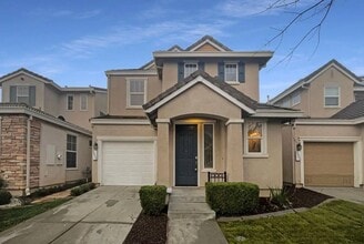 Building Photo - 3039 Torland St