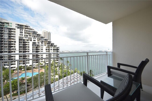 Foto del edificio - 770 Claughton Island Dr