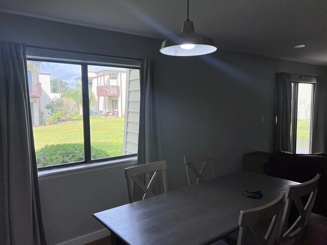 Foto del edificio - 308 Miracle Strip Pkwy SW