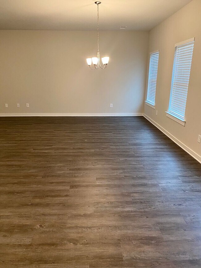 Foto del edificio - Home for Rent in Jasper, AL...Available to...