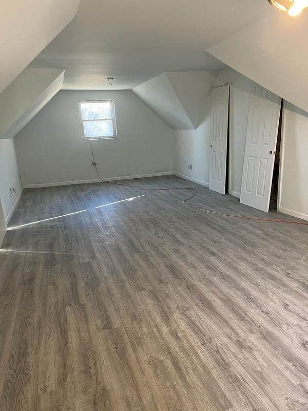 Foto del edificio - 5755 Woodhall St