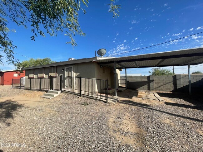 Building Photo - 330 S Pinal Pkwy Ave