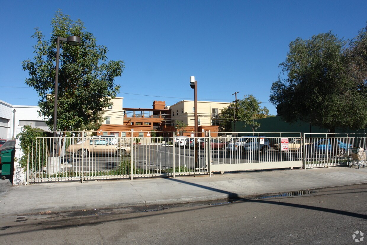 Building Photo - Cornerstone Apartments