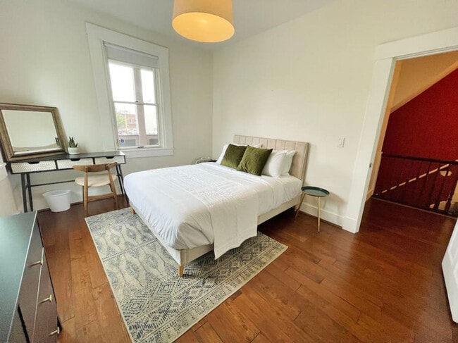 Building Photo - 1826 Republic St