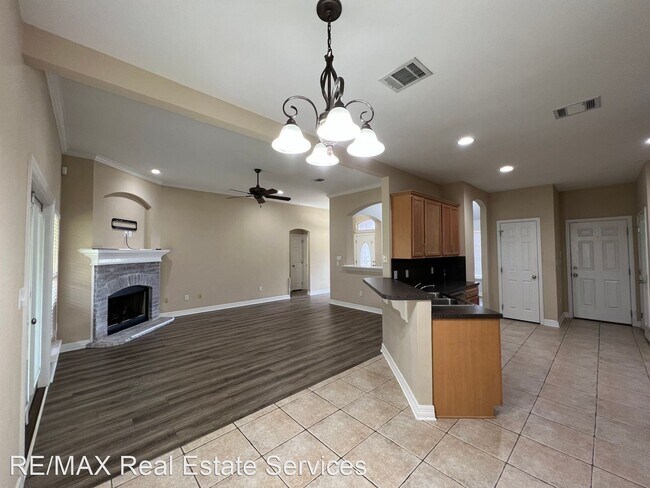 Foto del edificio - 3 br, 2 bath House - 139 Riverbrooke Drive