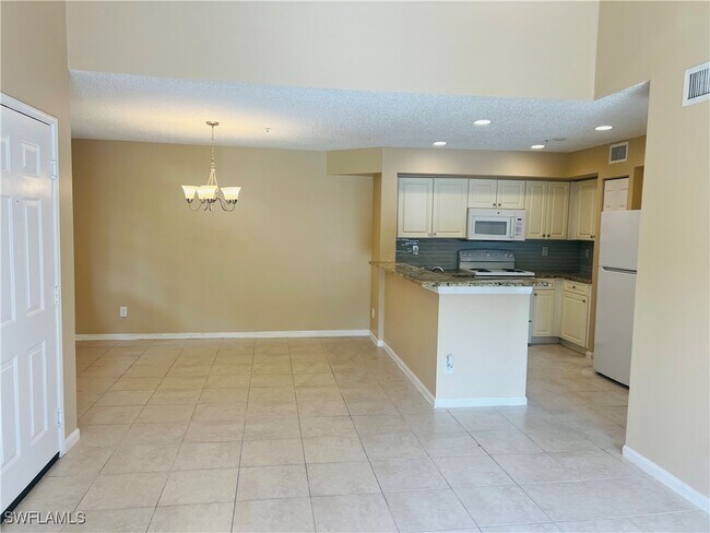 Foto del edificio - 1275 Wildwood Lakes Blvd