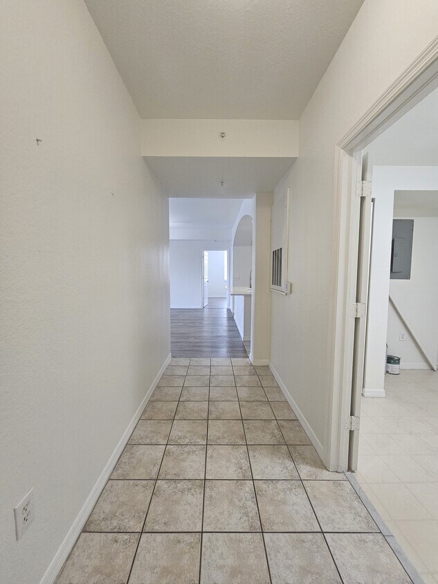 Foto principal - 7965 Preserve Cir
