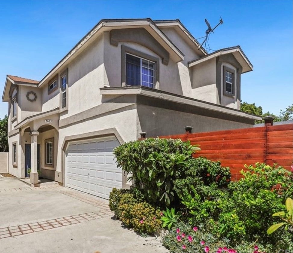 Foto principal - 3653 W 109th St