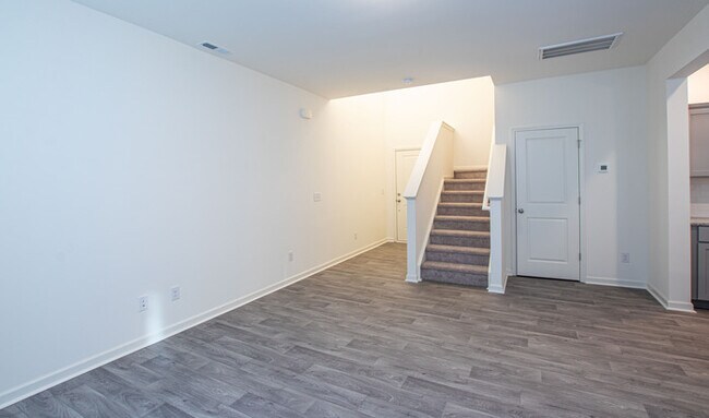 Foto del edificio - 3BD/2.5 Bath Townhome in Midland Wyntree Community- JANUARY 2026