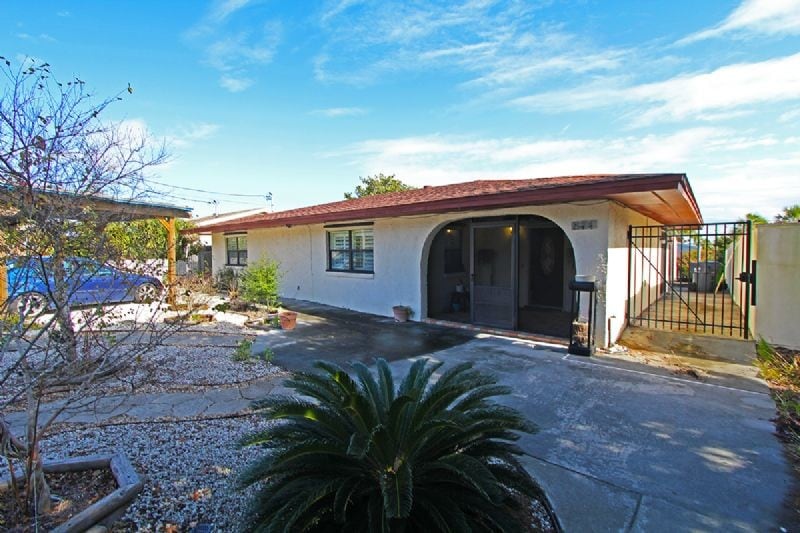 844 Laura St, Fernandina Beach, FL 32034 House Rental in Fernandina