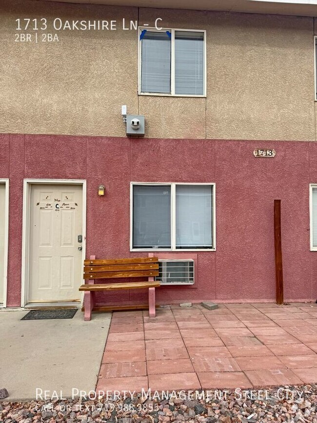 Building Photo - 1713 Oakshire Ln