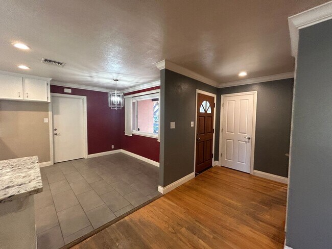 Foto del edificio - 2114 Fremont Ave