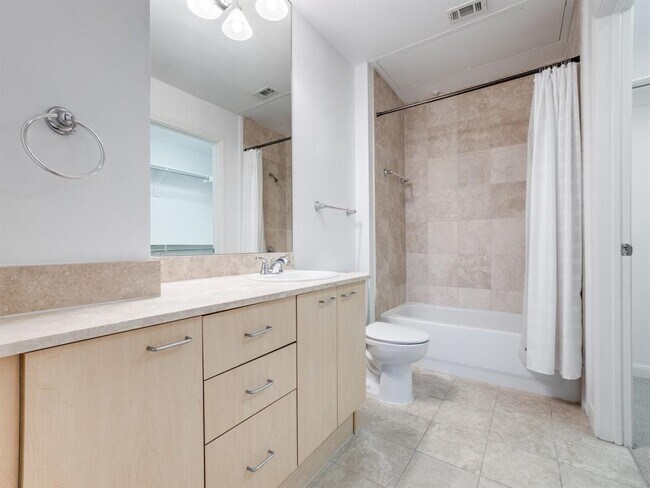 Foto del edificio - 4611 Travis St