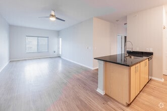 2BA, 2BA - 1055SF - River Trail