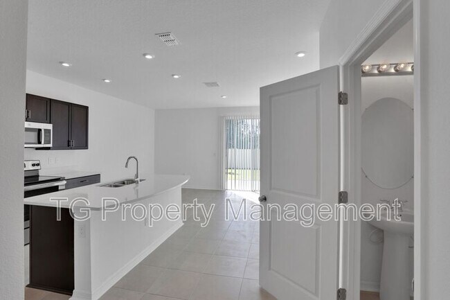 Foto del edificio - 13092 Bachara Way
