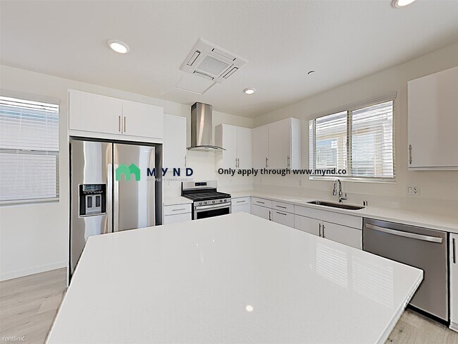 Building Photo - 2 br, 2.5 bath  - 332 1st Ave
