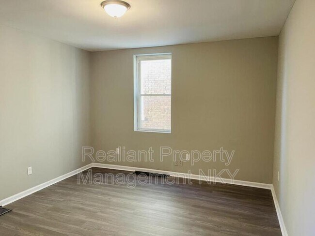 Foto del edificio - 446 Clark St