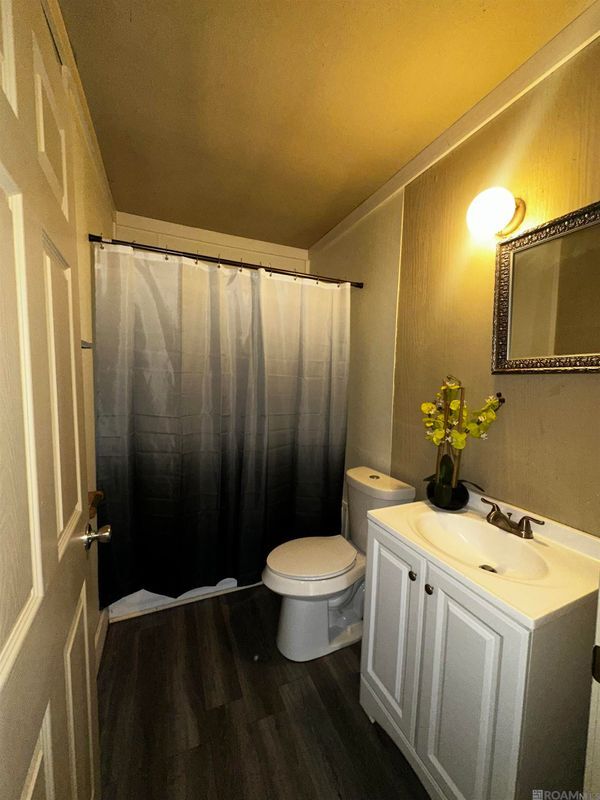 Foto del edificio - 5617 Fairfields Ave