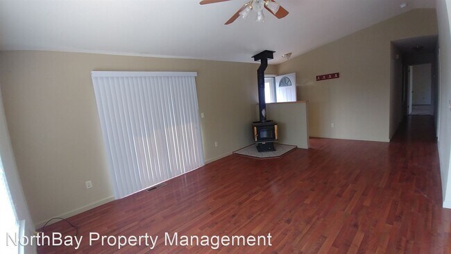 Building Photo - 3 br, 2 bath House - 10905 Northslope Dr