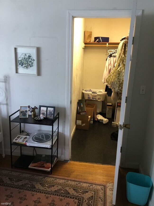 Foto del edificio - 4 br, 2 bath House - 86 Linden St # 2