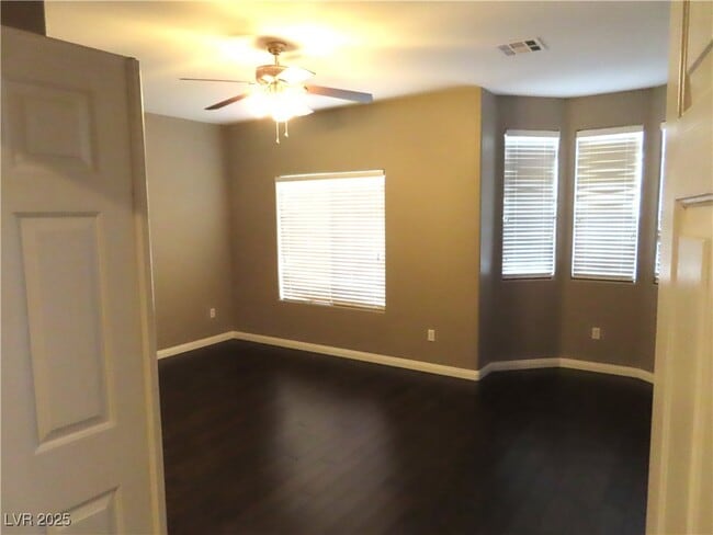 Building Photo - 235 Devotion Ct