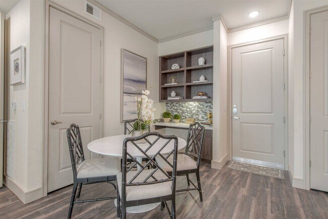 Foto del edificio - 1800 St Joseph Pkwy