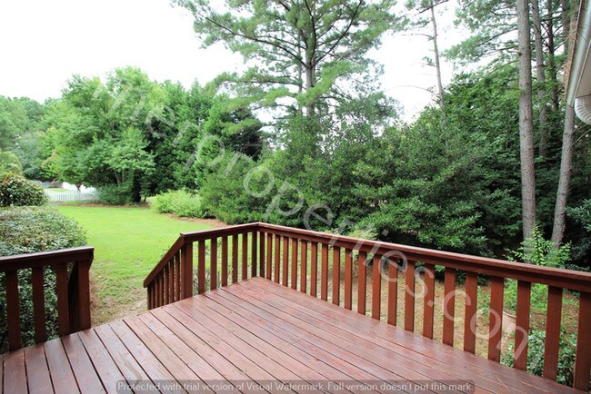 Building Photo - Beautiful upscale Lexington home