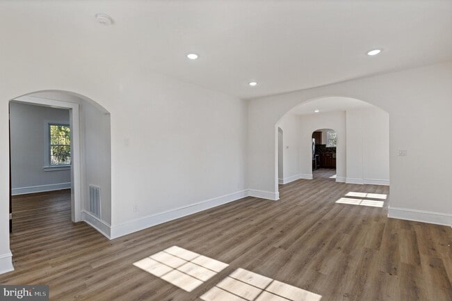 Building Photo - 208 Vineyard Rd