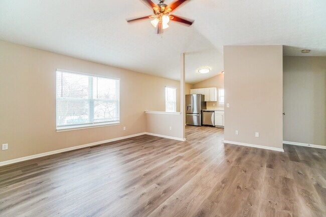 Foto del edificio - 4196 Salem Dr