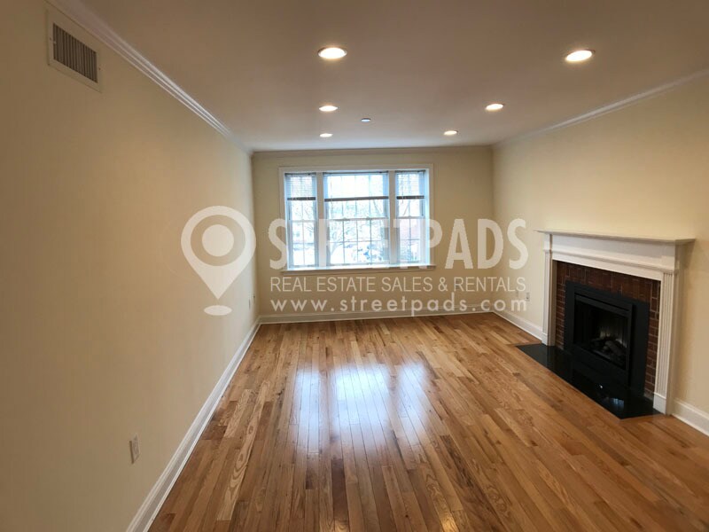 Primary Photo - 55 Langdon St