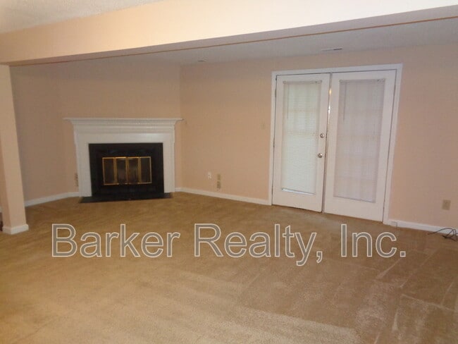 Building Photo - 1705 Murad Ct