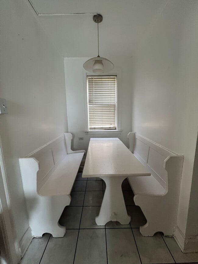 Foto del edificio - 8929 S Blackstone Ave