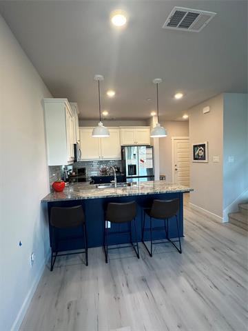 Building Photo - 2624 La Cala Dr