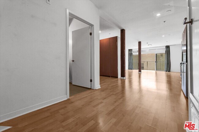Foto del edificio - 4215 Glencoe Ave