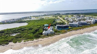 Building Photo - 245 NE MacArthur Blvd