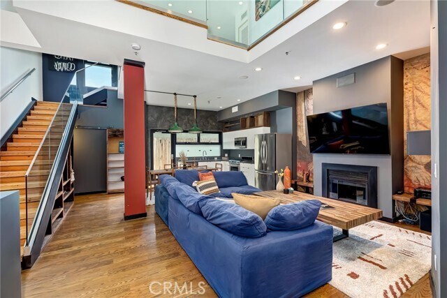 Foto del edificio - 815 Hampton Dr