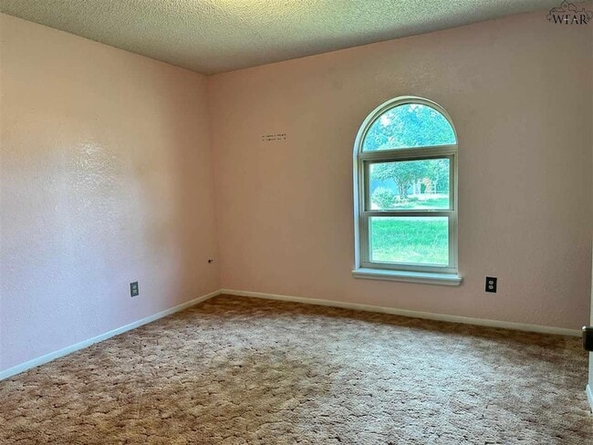 Building Photo - 1211 Amherst St