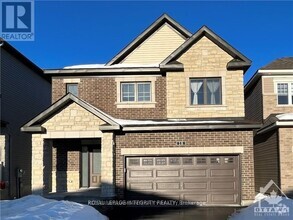 Building Photo - 18 Eramosa Cres