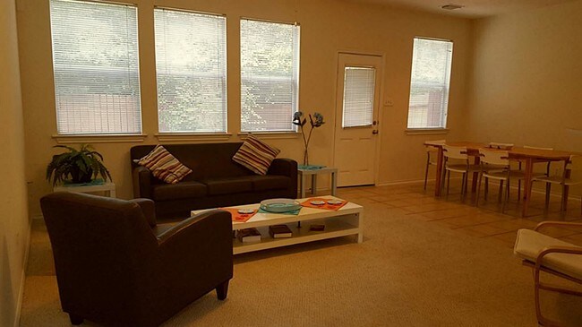 Building Photo - 155 N Burberry Park Cir