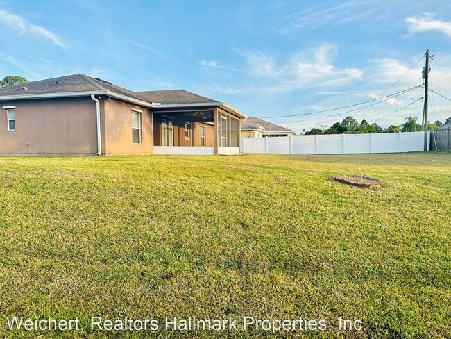 Foto del edificio - 3 br, 2 bath House - 1442 Deming Dr, SE